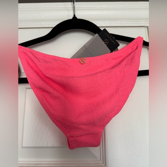 VIX - FIRENZE CAPRI CLOQUÉ TRIANGLE BIKINI TOP & FIRENZE BEADS BOTTOMS IN CORAL - Picture 8 of 12